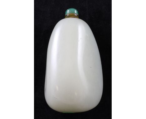 A Chinese white jade pebble snuff bottle, 1800-1900, the stone of good even tone with a hint of grey, 6.7cm, Richards no. 199