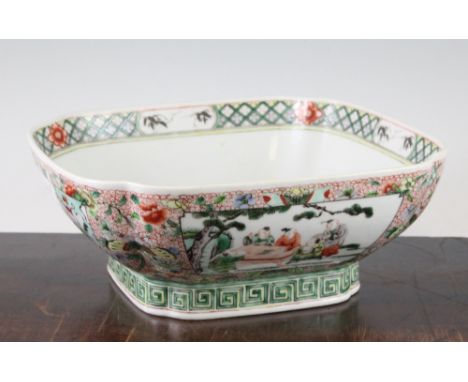 A Chinese famille verte square footed bowl, late 19th / early 20th century, the exterior painted with children and other figu