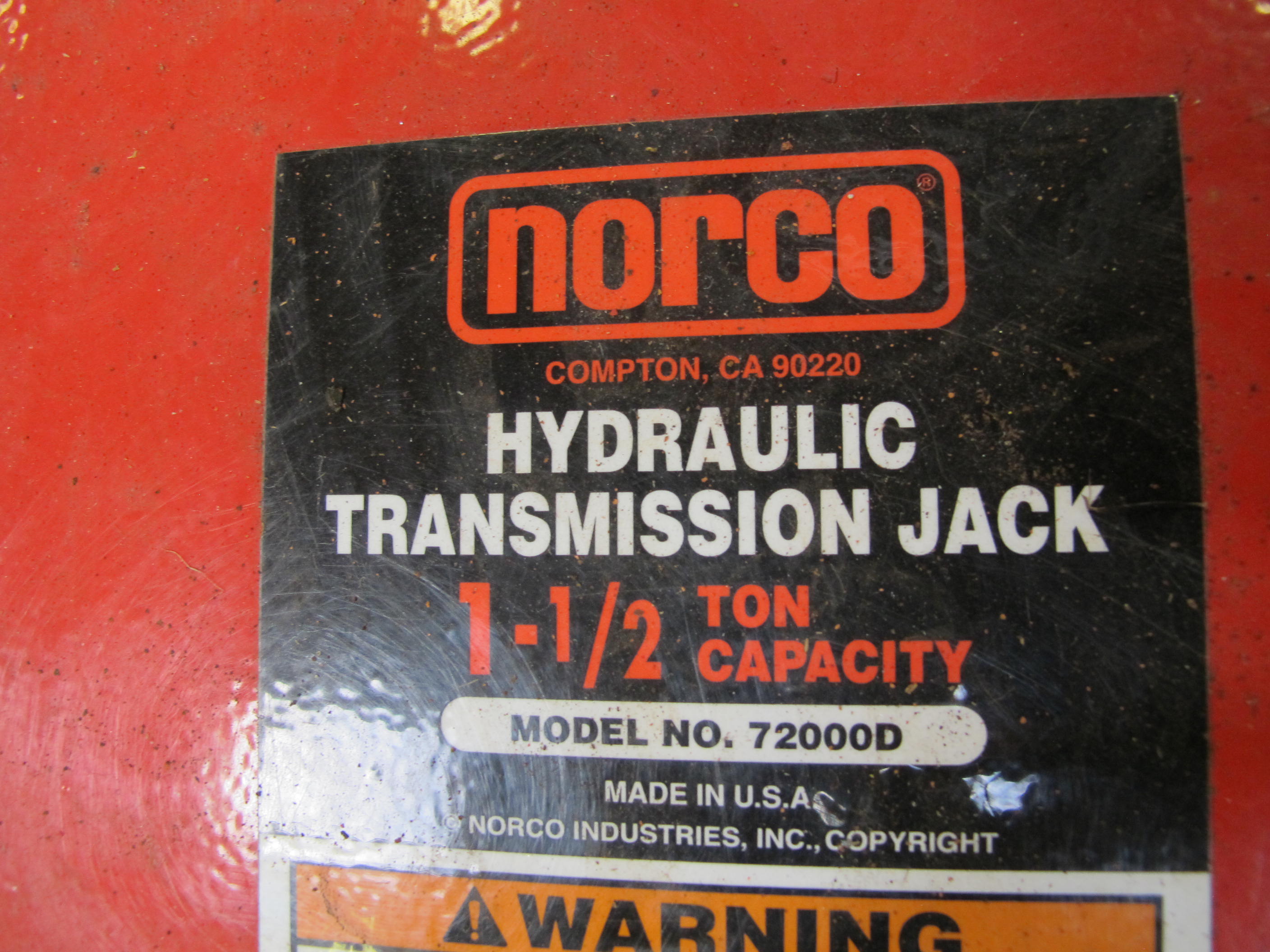 NORCO HYDRAULIC TRANSMISSION JACK, 1 1/2 TON. LOADING & HANDLING 15