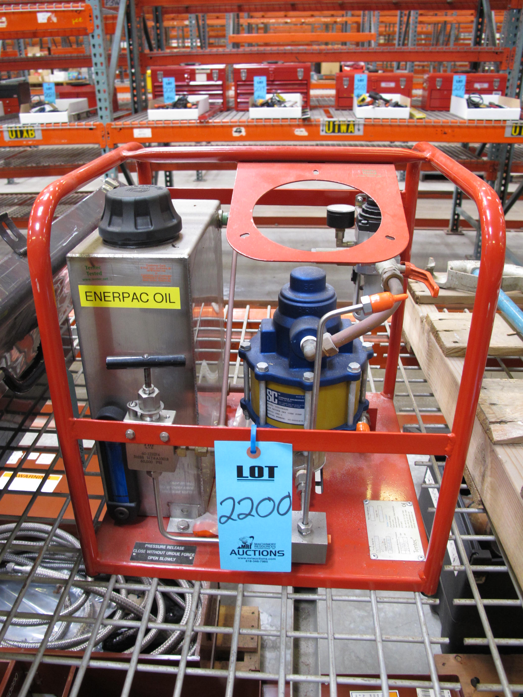 TENTEC MINI AIR DRIVEN HYDRAULIC PUMP UNIT, MODEL HTT 6271, 21750 PSI