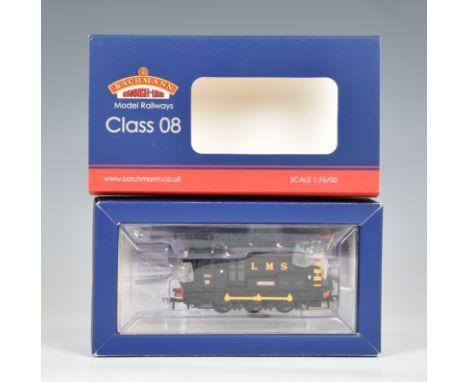 A Bachmann Collectors Club limited edition OO gauge Class 08 Diesel Shunter 'Spectre' 037 of 504 issued, no. 08 601, LMS red 