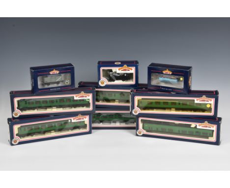 Bachmann Railways - A collection of OO gauge Locomotives / Tanks / Coaches / Rolling Stock to include Locomotives / Tanks - 3