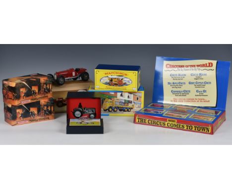 A small collection of die-cast vehicles to include a boxed Britains Ferguson TE 20 Tractor 8711; Matchbox 'Presents The Circu