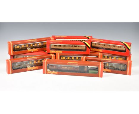 A collection of seventeen boxed Hornby 00 gauge coaches comprising four R.223 Pullman Coach 1st Class; two R.233 Pullman Coac