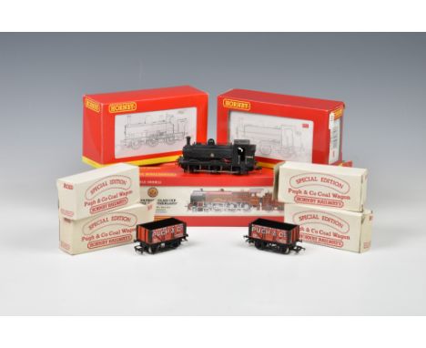 A collection of Hornby 00 gauge Locomotives / wagons / Rolling stock to include R. 357 L.M.S 4-6-0 Patriot Loco; R. 132 SR 4-