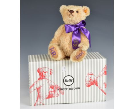 Steiff/Danbury Mint teddy bear - The Queen Elizabeth II 80th Birthday Bear Golden mohair, bear design celebrating the 80th bi