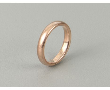 A vintage 9ct rose gold wedding band - unmarked, tests as 9ct, size M/N, 4.3g