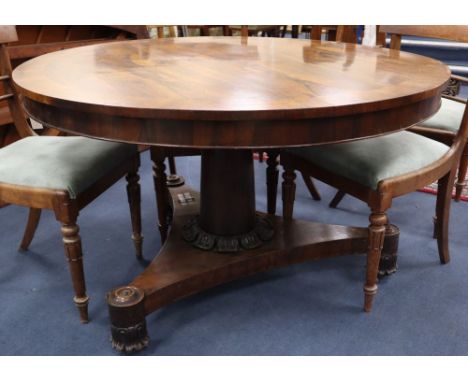 A William IV circular rosewood centre table, diameter 120cm, height 73cm