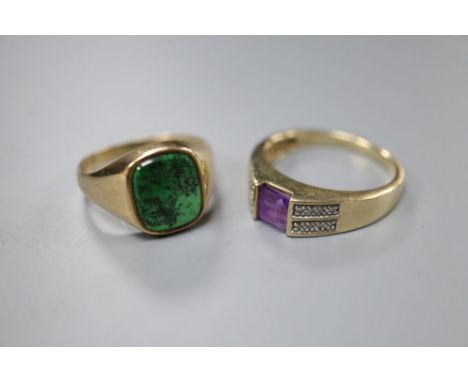 A modern 9ct gold, amethyst and diamond chip dress ring, size X and a 9ct gold and hardstone set signet ring, size V, gross 9