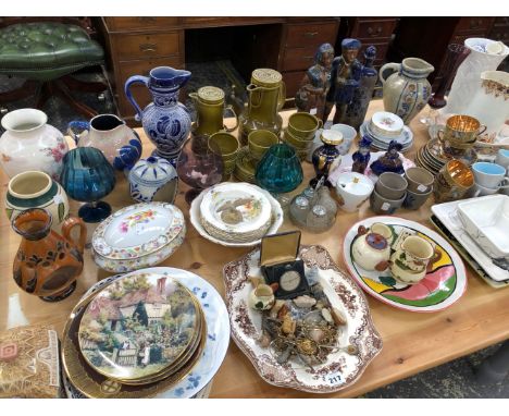 A QUANTITY OF ORANMENTAL CERAMICS TO INCLUDE POOLE TEA WARES, GERMAN POTTERY, WHIMSIES, TORQUAY WARE, ETC.  