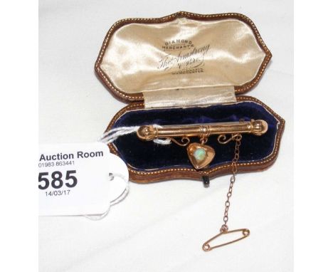 A Victorian 15ct gold opal brooch