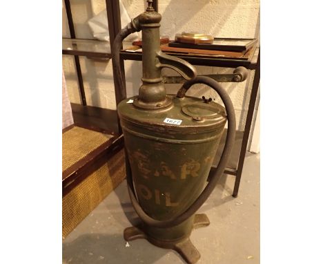 Vintage gear oil pump