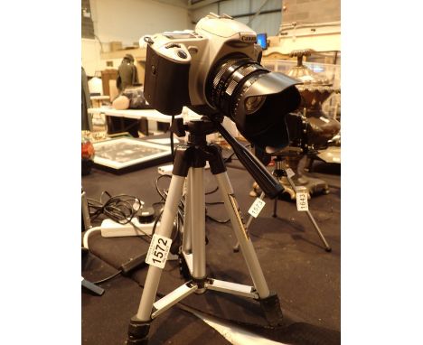 Canon EOS 300 camera lamp with tripod 