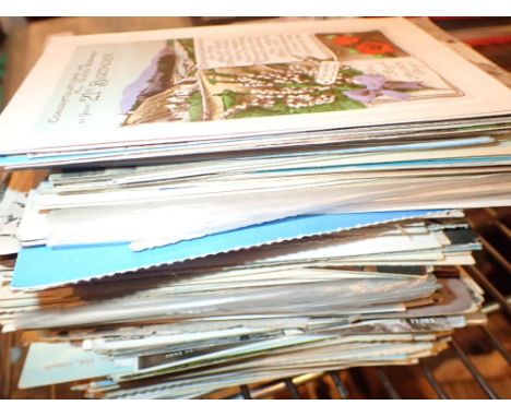 Quantity of vintage postcards including Mabel Lucie Attwell