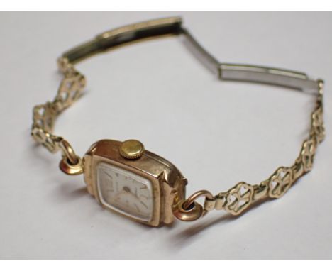 9ct gold cased Hefik vintage ladies wristwatch
