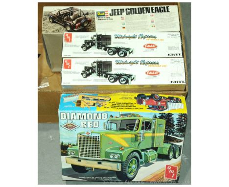 Revell &amp; Ertl (AMT) - a boxed group of 1/16 and 1/25 Scale plastic model kits comprising of an Ertl (AMT) 6644 a 1/25 Sca