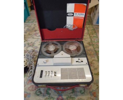 VINTAGE G.E.C TAPE RECORDER MODEL G701 TR 