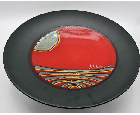 Poole pottery Millennium limited edition no.: 1664/2000 charger, 27cm diameter, boxed and original certificate