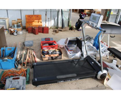 A REEBOK TREADMILL RUNNING MACHINE WITH POWER LEAD AND MANUAL 