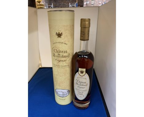A BOXED BOTTLE OF CHATEAU DE MONTIFAUD COGNAC FINE PETITE CHAMPAGNE 