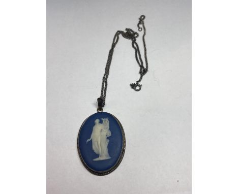 A MARKED SILVER WEDGWOOD JASPERWARE PENDANT 