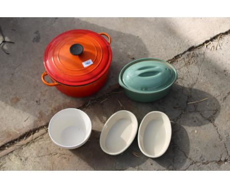 A LE CREUSET PAN AND FOUR CERAMIC COOKING DISHES 