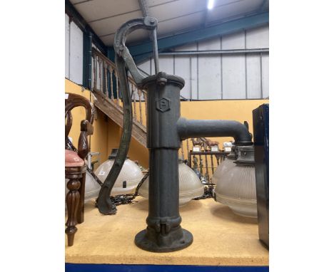 A VINTAGE STYLE CAST WATER PUMP 