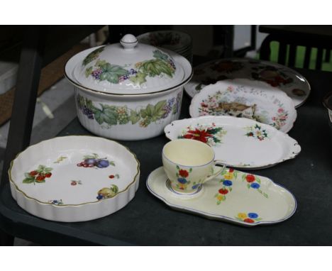 A LARGE ROYAL WORCESTER LIDDED OVEN DISH, WEDGWOOD FLAN DISH, ROYAL ALBERT 'VILLAGE GREEN' DESSERT BOWLS, NEWHALL TEACUP WITH