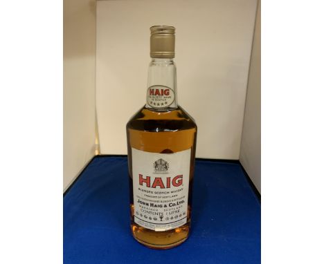 A 1 LITRE BOTTLE OF HAIG BLENDED SCOTCH WHISKY 