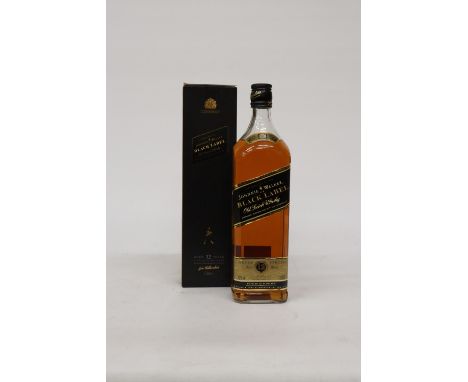 A 1L BOTTLE OF JOHNNIE WALKER BLACK LABEL SCOTCH WHISKY WITH PRESENTATION BOX 