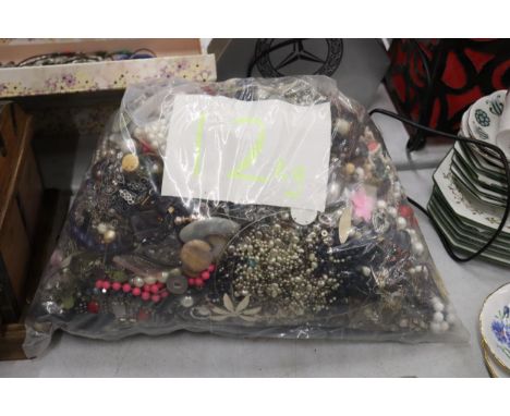 A LARGE QUANTITY OF VINTAGE COSTUME JEWELLERY AND BEADS - 12 KG IN TOTAL 