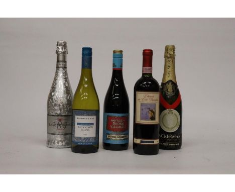 FIVE VARIOUS BOTTLES OF WINE TO INCLUDE A SAUVINGNON BLANC, PROSECCO ETC 