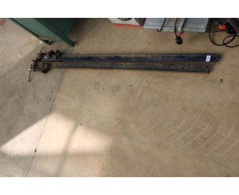 A PAIR OF HEAVY DUTY 5 FOOT METAL SASH CLAMPS 