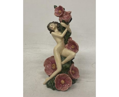 A CARLTONWARE LIMITED EDITION 100/500 BUTTERCUP FIGURE 
