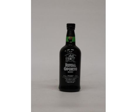 A 70CL BOTTLE OF ROYAL OPORTO RUBY PORT 