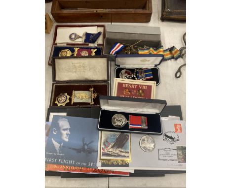 A QUANTITY OF FIRST DAY COVERS, COINS AND MEDALS 