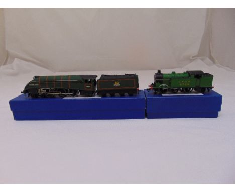 Hornby Dublo 3 rail Silver King engine and tender and a Hornby Dublo 3 rail LNER 4725 locomotive