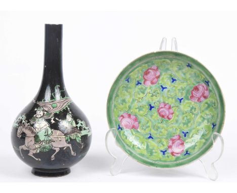 Two Chinese porcelain items To include a famille noire bottle case, six character mark to base, with Samurai enamelled depict