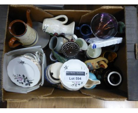 Collectables : Various vintage crockery in large box.  *** BUYER COLLECTS ***