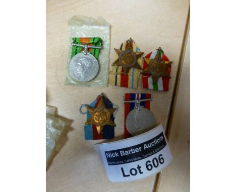 Collectables : Militaria - 5 x GB WWII medals with ribbons within packets, all in vgc.