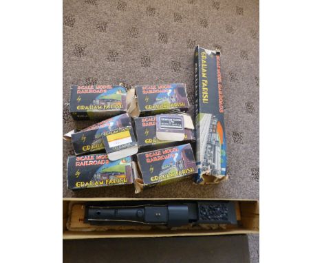 Die-cast : Graham Farish '00' scale model railroads - 6 wagons, 1 x coach, 1 x engine, original boxes but are tatty, contents