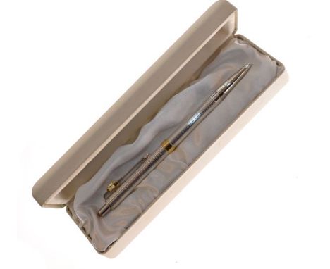 Pens - Modern Chete & Laroche silver cased ballpoint pen, cased   Condition: 