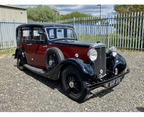 With 1 owner from new till 2015 and only 2 owners total. This Daimler saloon affectionately known as "Henry" comes with fitte