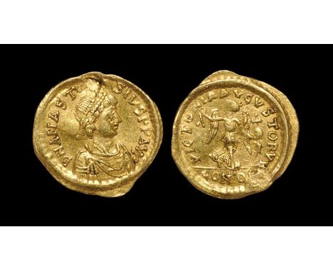 491-518 AD. Constantinople mint. Obv: DN ANASTASIVS PP AVG legend with pearl-diademed, draped, cuirassed bust right. Rev: VIC