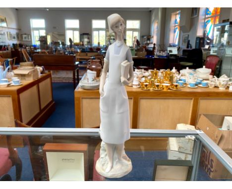 Lladro Hand Painted Porcelain Figure ' The Nurse ' Model No 4603R, Sculptor Salvador Furi. Issued 1969 - 1978. Height 14 Inch
