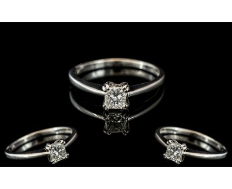 18ct White Gold Contemporary Superb &amp; Single Stone Diamond Set Ring.  The Princess cut diamond of top colour and clarity.