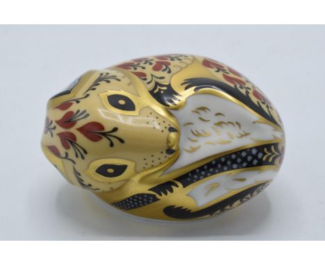 Royal Crown Derby paperweight Country Mouse, first quality with gold stopper.  In good condition with no obvious damage or re