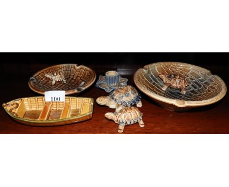 WADE BOAT, 2 WADE TORTOISES & 2 TORTOISE ASHTRAYS & A CANDLESTICK 