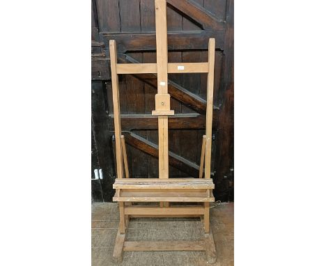 A 20th century artist's easel, 160 cm high 