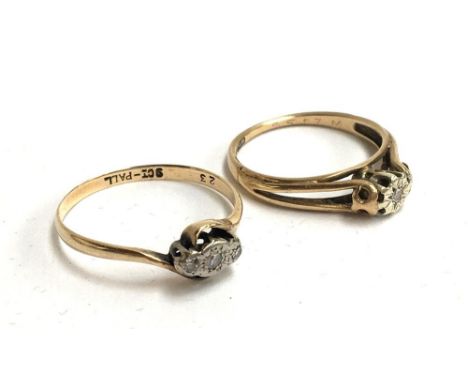 9ct ring with 3 small diamonds set in an illusion setting, size Q, gross weight 1.2g together with a further 9ct ring set wit